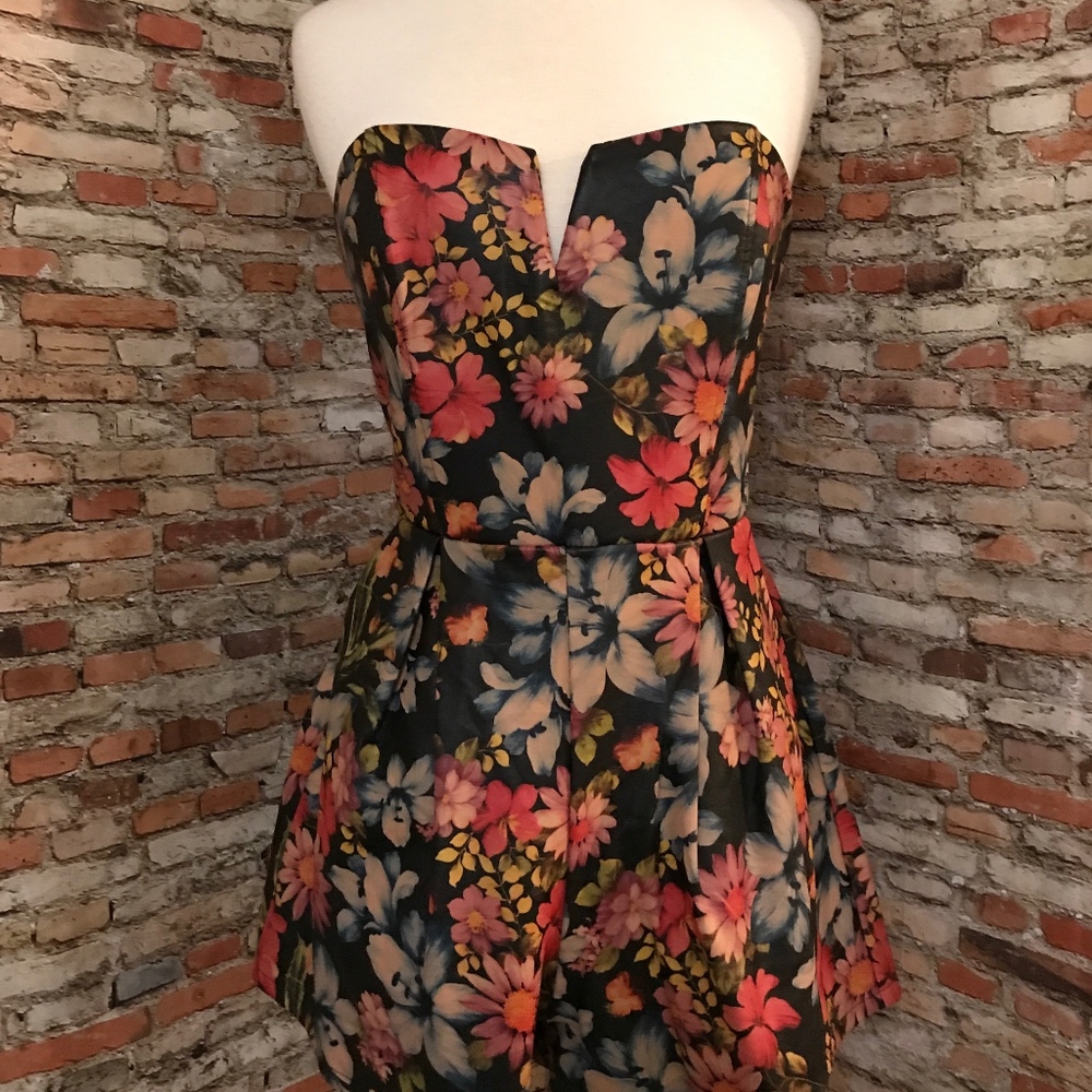 FAUX LEATHER STRAPLESS ROMPER